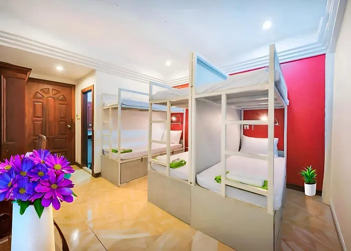 Hotel Vplus